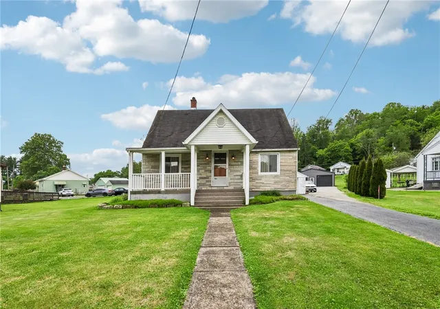 Homes for sale in Greensboro, PA | 266 Stoney Hill Rd, Greensboro, PA 15338 | MLS# 1761294
