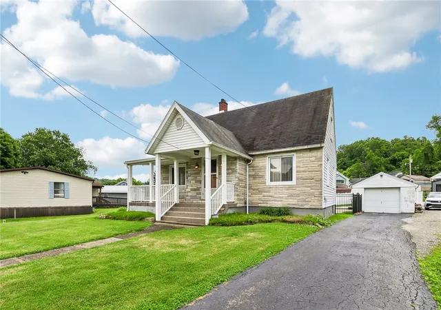 Homes for sale in Greensboro, PA | 266 Stoney Hill Rd, Greensboro, PA 15338 | MLS# 1761294