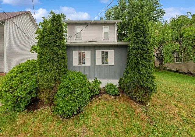 1st image of 109 Jefferson St, Midway, PA 15060 | MLS# 1761118