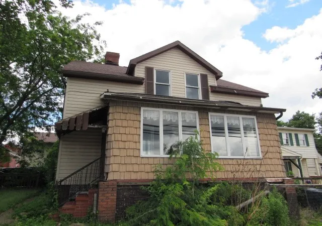 Homes for sale in Mt Pleasant Boro, PA | 743 Spence Way, Mt Pleasant Boro, PA 15666 | MLS# 1761377