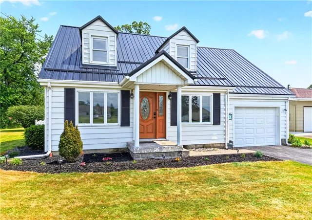 1st image of 160 Elizabeth St, South Union Twp, PA 15445 | MLS# 1761236