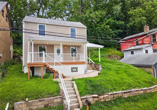 1st image of 635 Valley St, Oakmont, PA 15139 | MLS# 1761390