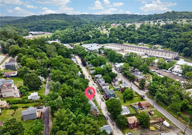 38th image of 635 Valley St, Oakmont, PA 15139 | MLS# 1761390