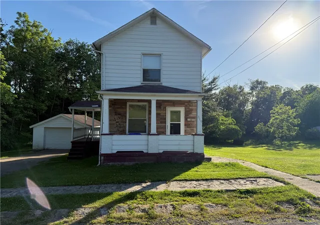 image of 319 Duquesne St, New Castle, PA 16101 | MLS# 1760986