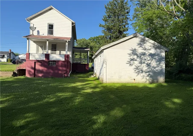 image of 319 Duquesne St, New Castle, PA 16101 | MLS# 1760986
