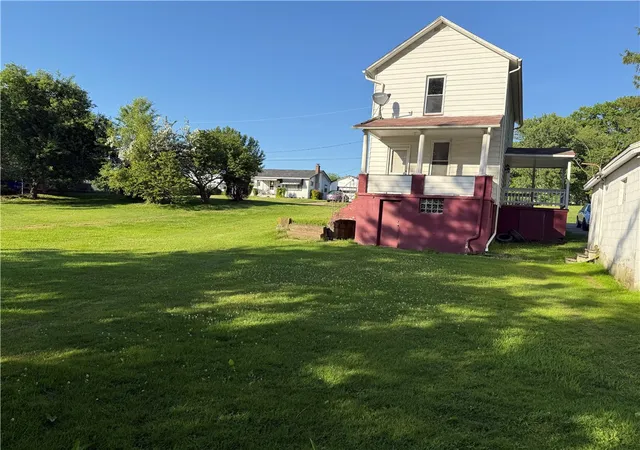 image of 319 Duquesne St, New Castle, PA 16101 | MLS# 1760986