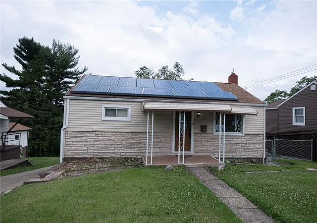 Homes for sale in N Versailles, PA | 422 Oakhurst Avenue, N Versailles, PA 15137 | MLS# 1761151