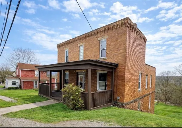 Photo 2 of Single family home for sale at 1119 Hancock Ave, Vandergrift, PA 15690 | MLS# 1761479 | Listing updated on 2026-07-24