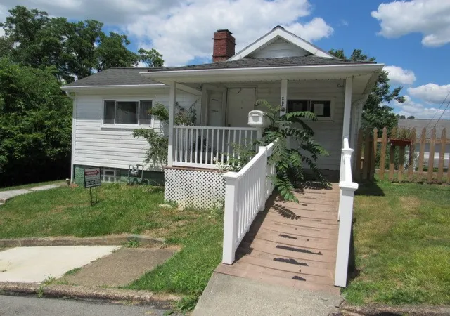 2nd image of 807 Kennedy Street, Monongahela, PA 15063 | MLS# 1761488