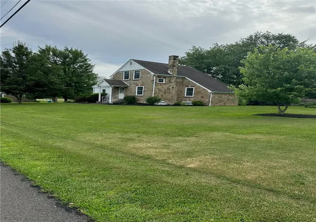 Homes for sale in Luzerne Twp, PA | 423 Penncraft 04 Cir, Luzerne Twp, PA 15433 | MLS# 1761089