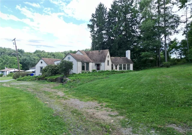 Homes for sale in Penn Twp, PA | 6216 Old Route 8, Penn Twp, PA 16002 | MLS# 1761493