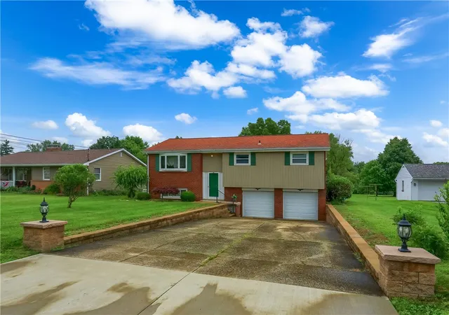 1st image of 1505 Drespling Ln, New Castle, PA 16101 | MLS# 1761505