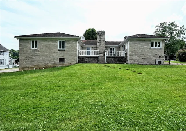38th image of 3512 Highland Ave, Finleyville, PA 15332 | MLS# 1761384