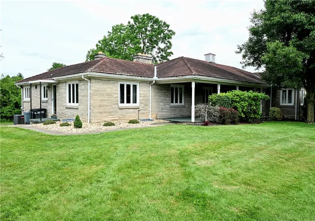 3rd image of 3512 Highland Ave, Finleyville, PA 15332 | MLS# 1761384