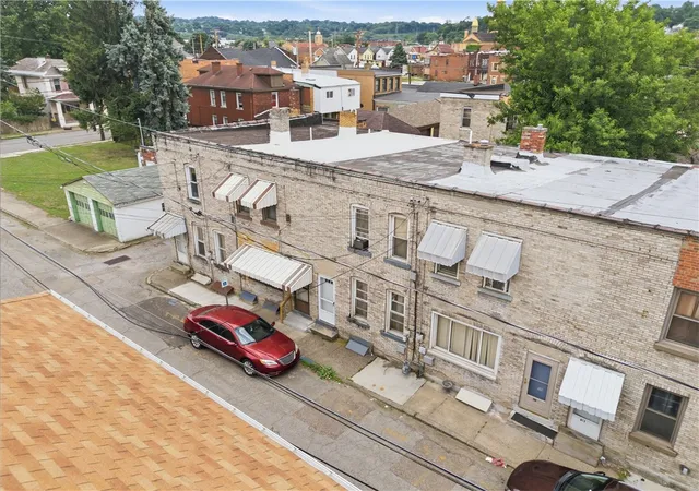 Homes for sale in Mc Kees Rocks, PA | 409 Gardner St, Mc Kees Rocks, PA 15136 | MLS# 1761535