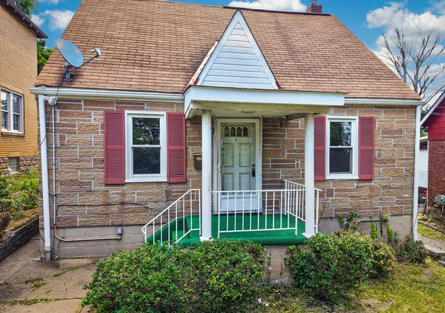 3rd image of 7722 Lloyd Ave, Swissvale, PA 15218 | MLS# 1761536