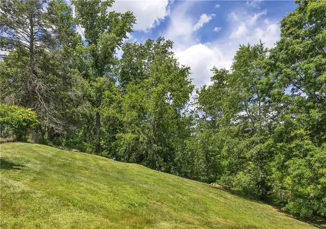 Homes for sale in Franklin Park, PA | 2404 Marble Ln, Franklin Park, PA 15143 | MLS# 1760611