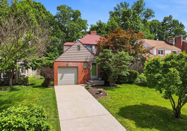1st image of 89 Markham Dr, Mt Lebanon, PA 15228 | MLS# 1761558