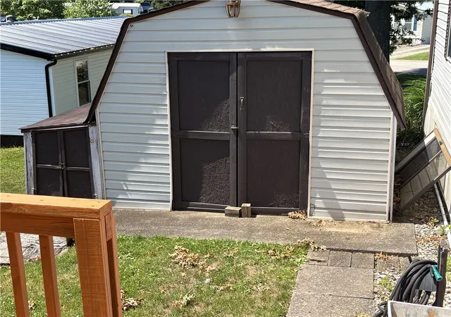 21st image of 200 Forest Dr, Cranberry Twp, PA 16066 | MLS# 1761162