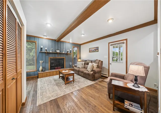 Homes for sale in Latrobe, PA | 223 Eleanor Dr, Latrobe, PA 15650 | MLS# 1761329