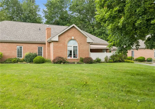 Homes for sale in Chippewa Twp, PA | 126 Crosswynds Dr, Chippewa Twp, PA 15010 | MLS# 1761501