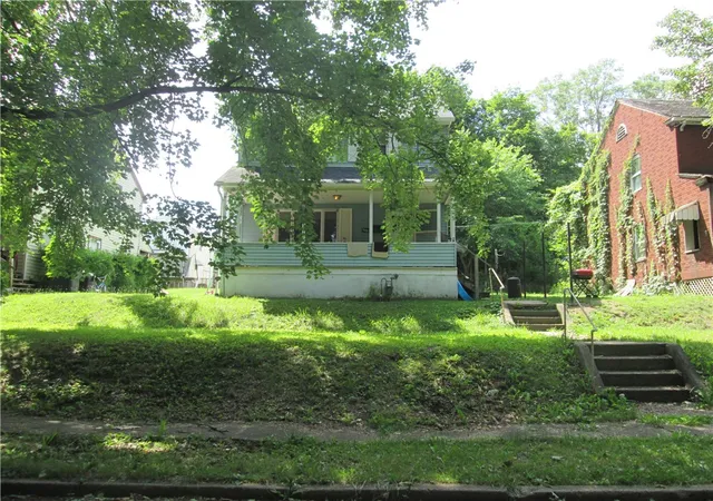 Homes for sale in Aliquippa, PA | 1615 Boundary St, Aliquippa, PA 15001 | MLS# 1761601