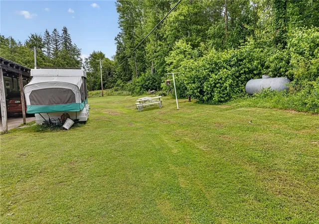 Homes for sale in Mineral Twp, PA | 1902 Jackson Center Polk Rd, Mineral Twp, PA 16153 | MLS# 1761563