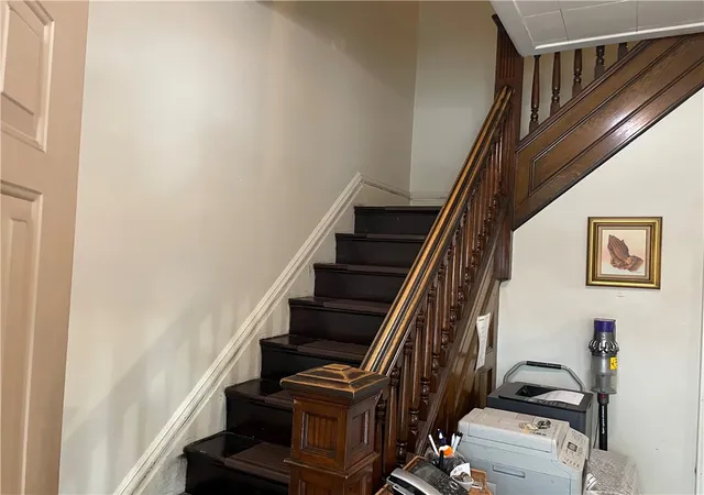 Listing Photo 4 - Condo for sale in building located at 3884 E St, Pittsburgh, PA 15214