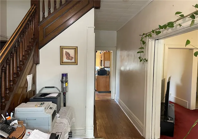 Listing Photo 5 - Condo for sale in building located at 3884 E St, Pittsburgh, PA 15214