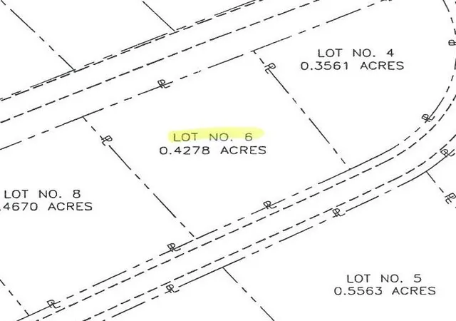 1st image of 183 Gladeview Dr, Berlin, PA 15530 | MLS# 1761629