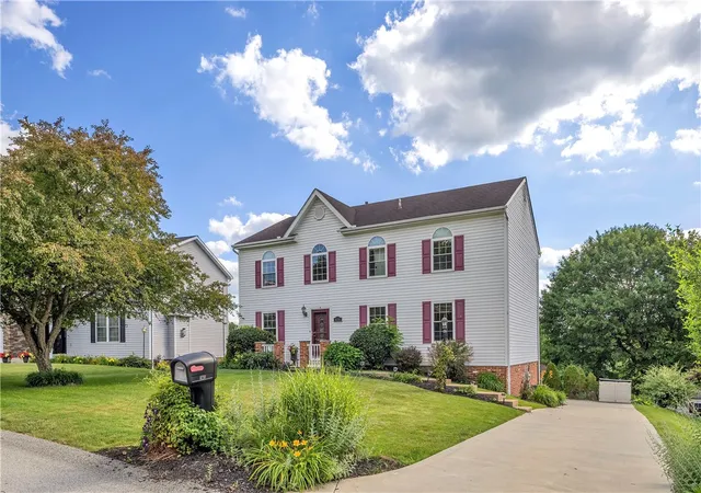 2nd image of 420 Lexington Dr, Greensburg, PA 15601 | MLS# 1761433