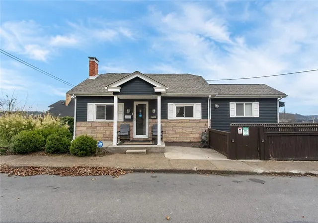 Homes for sale in Freedom, PA | 1530 6th Avenue, Freedom, PA 15042 | MLS# 1761082
