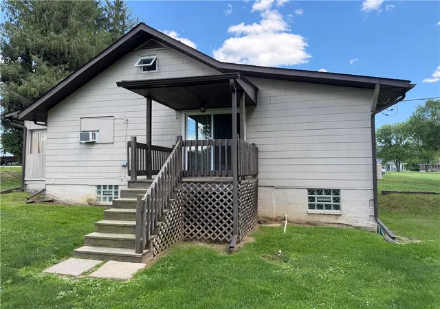 Photo 3 of Sale Pending at 112 Schoolhouse Rd, Grindstone, PA 15442 | MLS# 1761661 | Listing updated on 2026-07-16