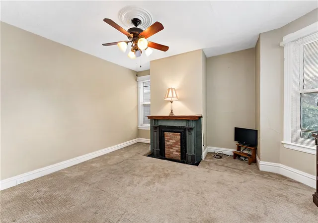 3rd image of 1004 Market St, Bridgewater, PA 15009 | MLS# 1761342