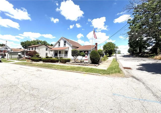 2nd image of 437 Liberty St, Harmony Boro, PA 16037 | MLS# 1761113