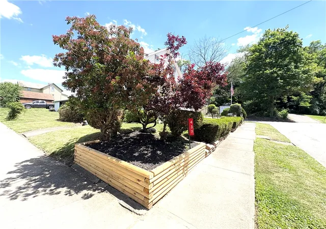 Homes for sale in Harmony Boro, PA | 437 Liberty St, Harmony Boro, PA 16037 | MLS# 1761113