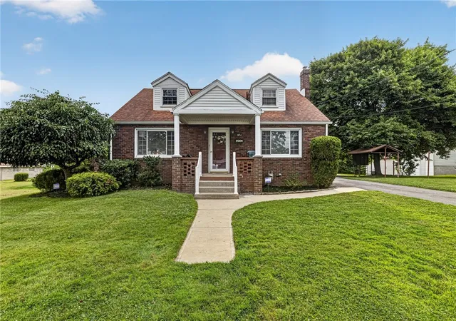 Homes for sale in New Castle, PA | 1424 Jackson Ave, New Castle, PA 16101 | MLS# 1761587