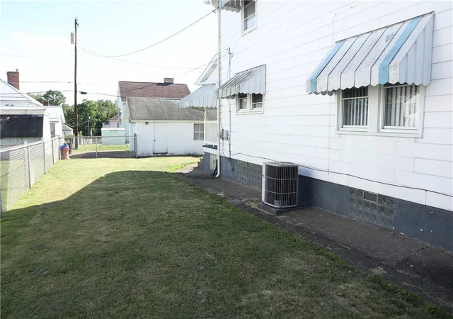 Photo 3 of Single family home for sale at 3346 3rd Street, Grindstone, PA 15442 | MLS# 1761700 | Listing updated on 2026-08-31