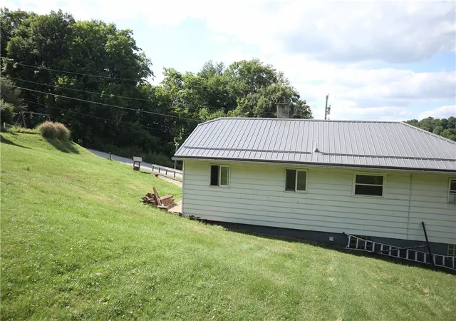 Homes for sale in W Pike Run Twp, PA | 49 Walkertown Hill Rd, W Pike Run Twp, PA 15427 | MLS# 1761703