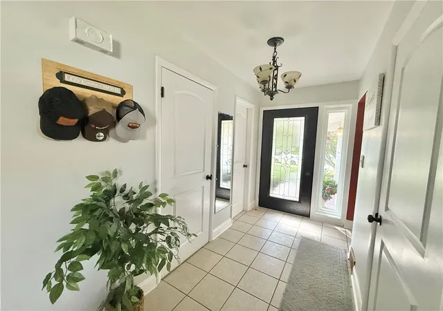 4th image of 120 Clarksen Dr, Union Twp, PA 16101 | MLS# 1761709
