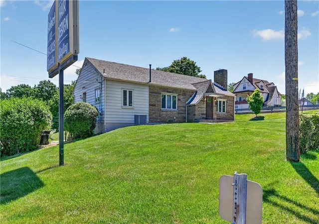 3rd image of 9150 Perry Hwy, Mc Candless, PA 15237 | MLS# 1761716