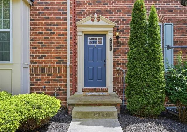 Photo 2 of Townhouse for sale at 201 Thornapple Ln, Cranberry Township, PA 16066 | MLS# 1761268 | Listing updated on 2026-07-22
