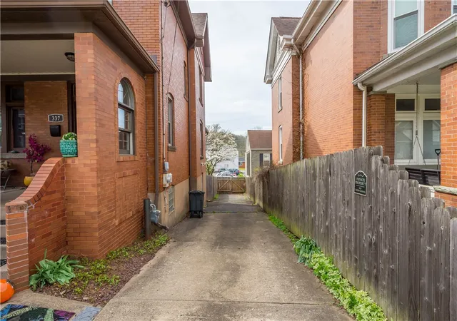 5th image of 337 W College Street, Canonsburg, PA 15317 | MLS# 1761728