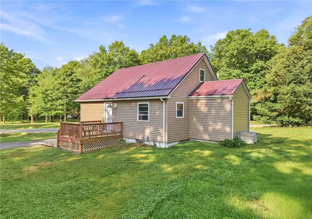 1st image of 7 Old Fredonia Rd, Mercer, PA 16137 | MLS# 1761679