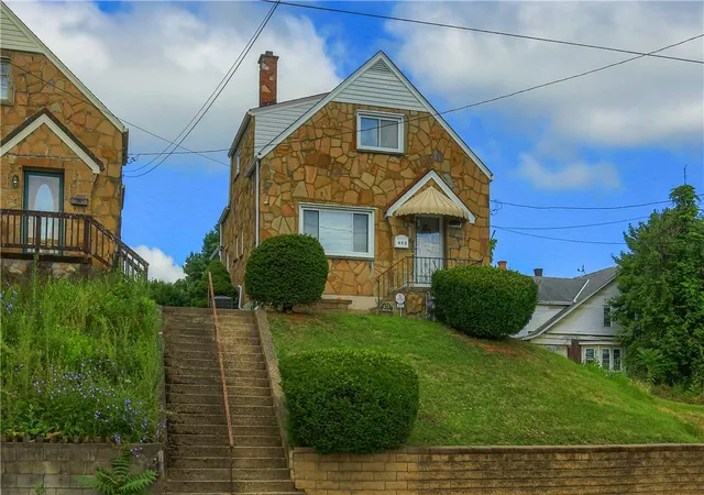 3rd image of 673 Miller, Clairton, PA 15025 | MLS# 1761393