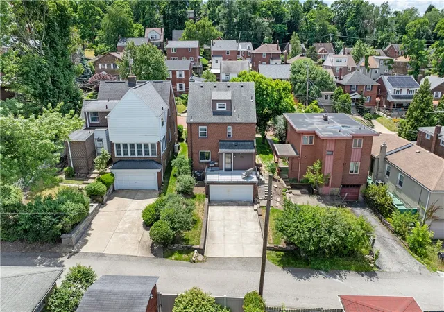 Homes for sale in Squirrel Hill, PA | 6323 Caton St, Squirrel Hill, PA 15217 | MLS# 1761233