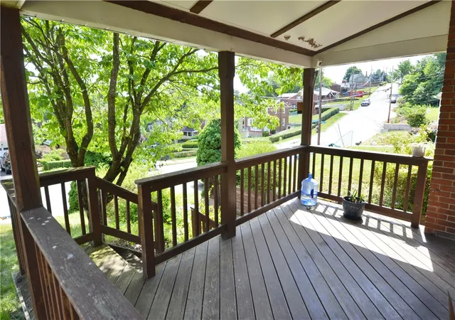 Photo 4 of Single family home for sale at 1056 Lindberg Ave, Homestead, PA 15120 | MLS# 1761765 | Listing updated on 2026-06-25