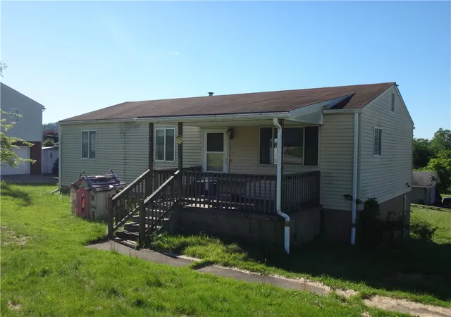 2nd image of 717 Monroe Ave, Brownsville, PA 15417 | MLS# 1761782