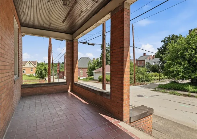 Photo 2 of Single family home for sale at 400 Spring St, Brownsville, PA 15417 | MLS# 1761780 | Listing updated on 2026-07-17