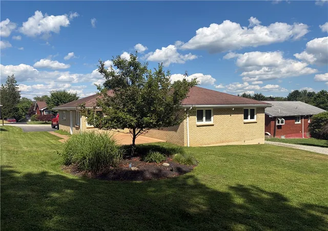 Photo 3 of Single family home for sale at 120 Crestview, Monongahela, PA 15063 | MLS# 1761604 | Listing updated on 2026-07-09